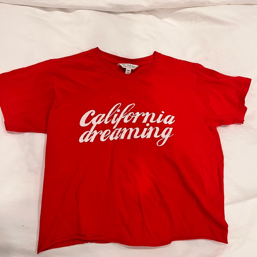 “California dreaming” red top